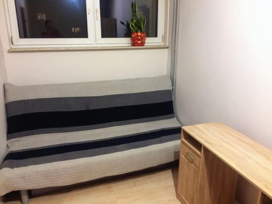Nice Room, Комната, Pokoj Miedzy Airport Wro A Centrum Wroclaw Exterior photo
