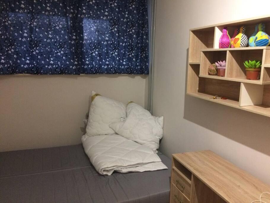 Nice Room, Комната, Pokoj Miedzy Airport Wro A Centrum Wroclaw Exterior photo